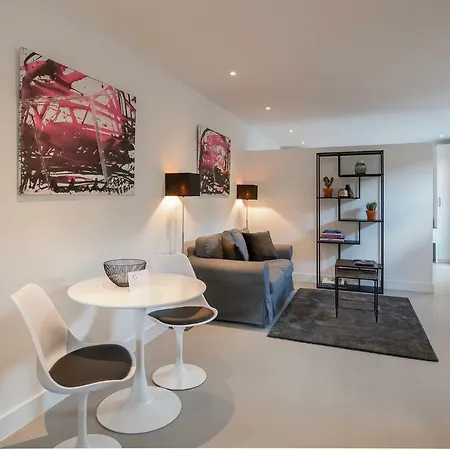 Apartment Longhouse *